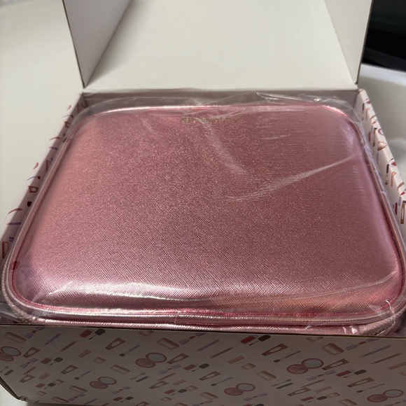 Behaesty Makeup Bag, LED Light Mirror with 3 Color Settings / Rose Gold / NIB - Picture 4 of 4